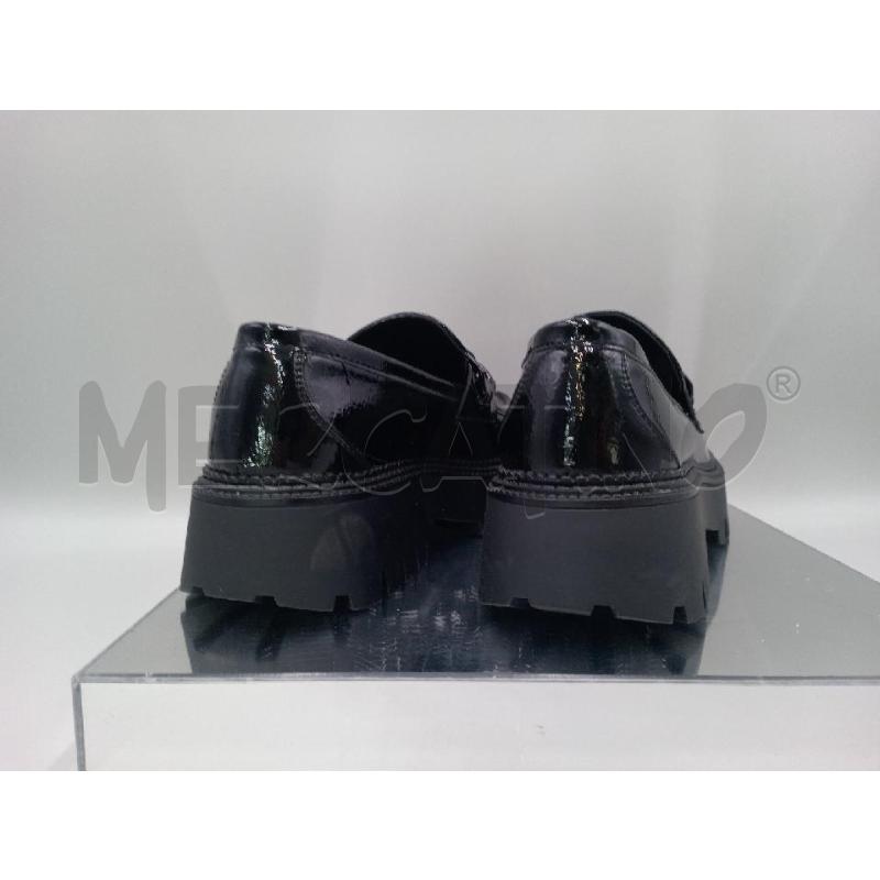 SCARPE DONNA PRIMADONNA NERE EFFETTO LUCIDO | Mercatino dell'Usato Moncalieri bengasi 3