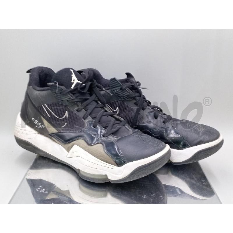 SCARPE UOMO JORDAN NERE | Mercatino dell'Usato Moncalieri bengasi 1