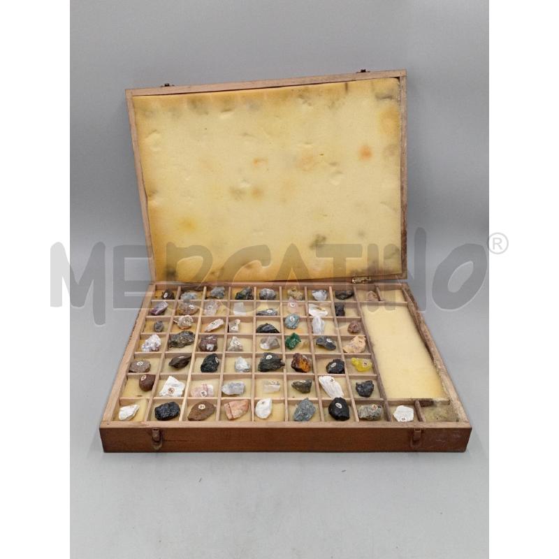 SCATOLA PIETRE MINERALI VARIE I TESORI DELLA TERRA | Mercatino dell'Usato Moncalieri bengasi 1