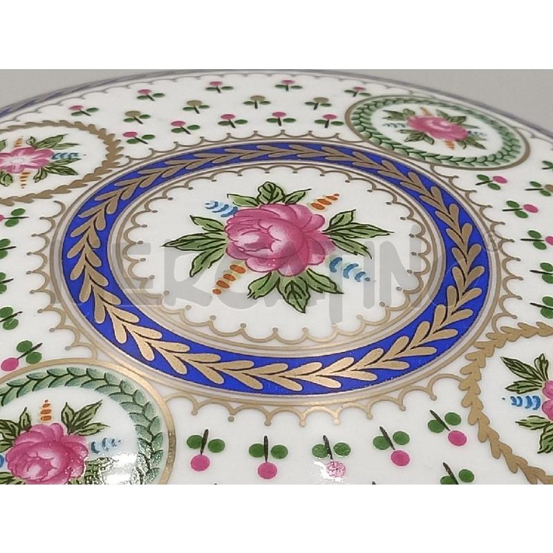 SCATOLETTA PORCELLANA BIANCA C/DECORAZIONE DORATA/BLU FLOREALE  | Mercatino dell'Usato Moncalieri bengasi 2