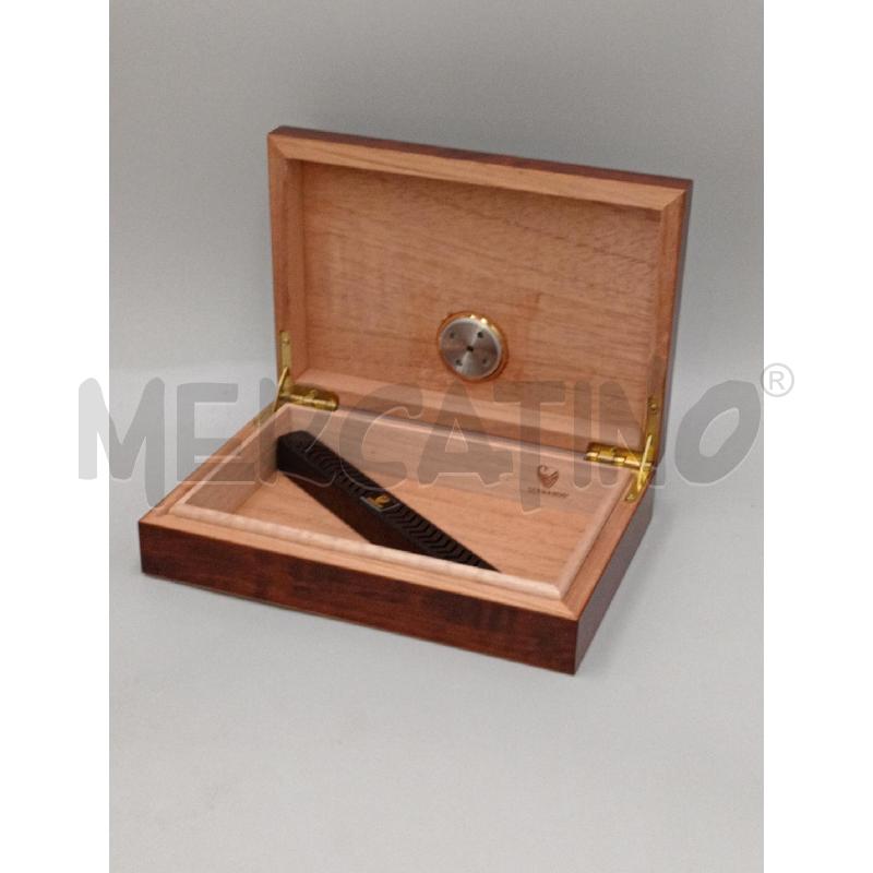 SCATOLETTA PORTA SIGARI C/HUMIDOR  | Mercatino dell'Usato Moncalieri bengasi 1