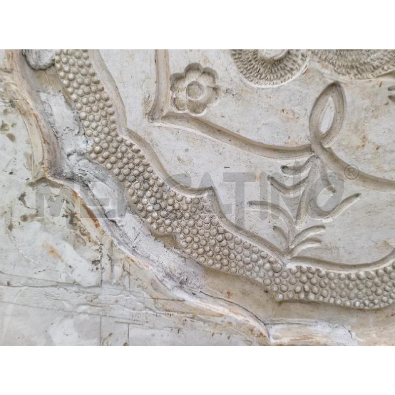 SCULTURA CALCO IN GESSO C/ANIMALE DRAGONICO E BORDO LAVORATO  | Mercatino dell'Usato Moncalieri bengasi 3