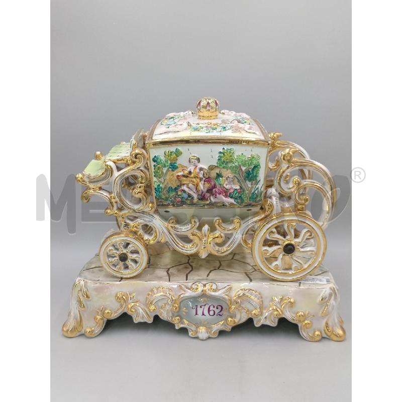 SCULTURA CERAMICA ARCA FORMA CARROZZA C/BASETTA ABBINATA DECORO DORATO C/PUTTINI  | Mercatino dell'Usato Moncalieri bengasi 1