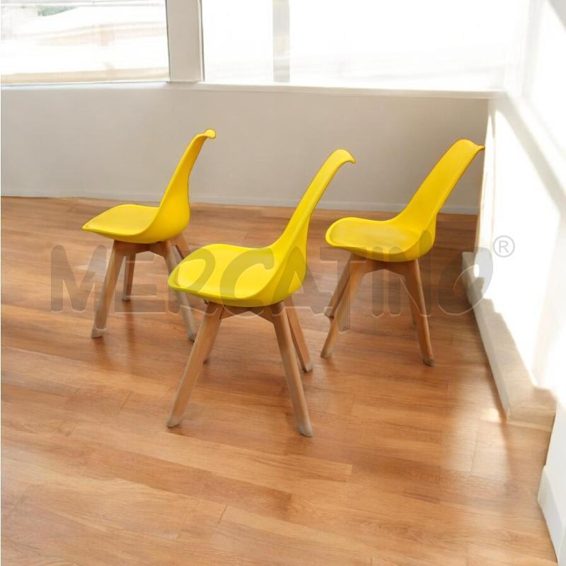 SEDIE PZ. 3 PLASTICA GAMBE LEGNO | Mercatino dell'Usato Moncalieri bengasi 2