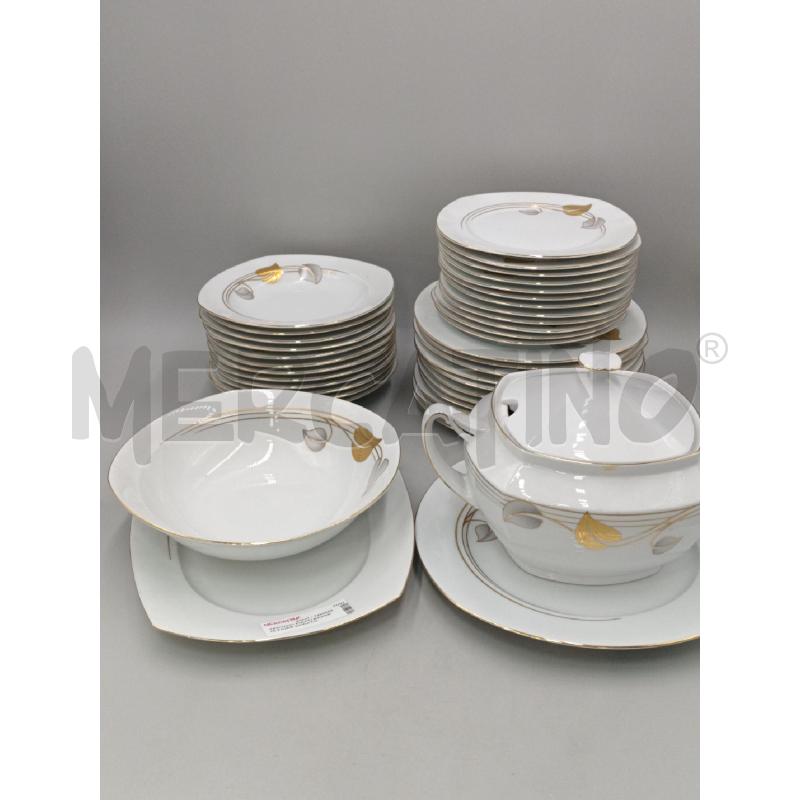 SERVIZIO PIATTI BAVARIA FIORE DORATO 36+4 ACC | Mercatino dell'Usato Moncalieri bengasi 1