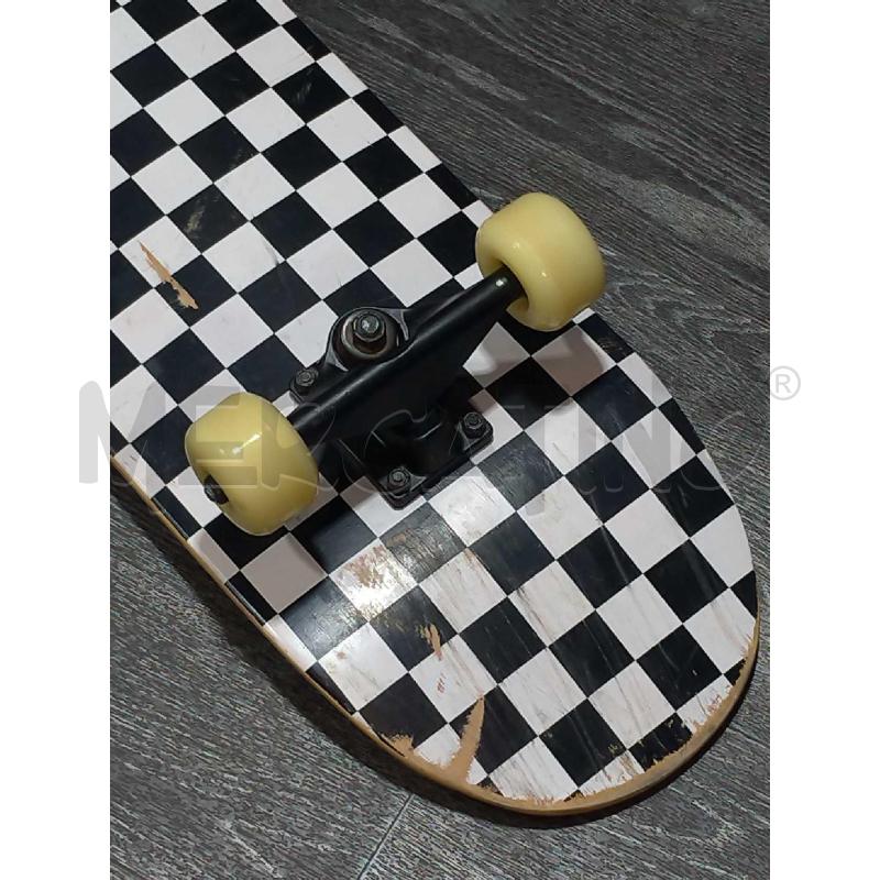 SKATEBOARD DISEGNO SCACCHIERA | Mercatino dell'Usato Moncalieri bengasi 4