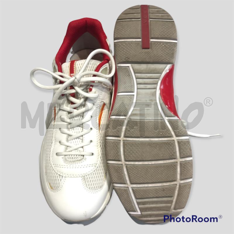 Sneakers Prada scontate online ai prezzi migliori