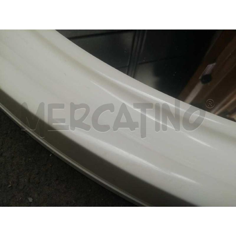 SPECCHIO OVALE PLASTICA BIANCA CARRARA&MATTA AMERICA | Mercatino dell'Usato Moncalieri bengasi 3