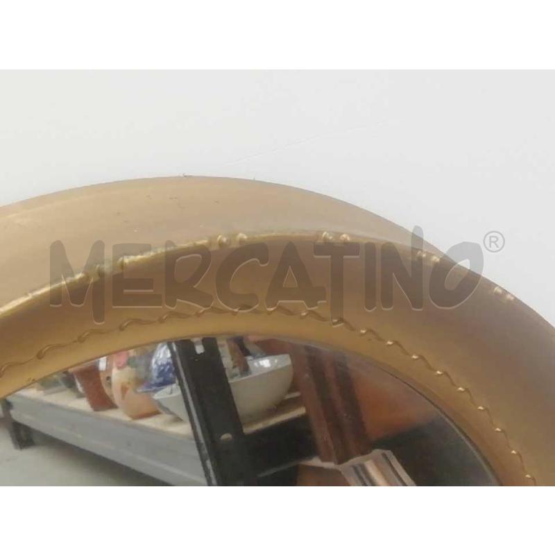 SPECCHIO TONDO DA APPENDERE CORNICE DORATA  | Mercatino dell'Usato Moncalieri bengasi 2