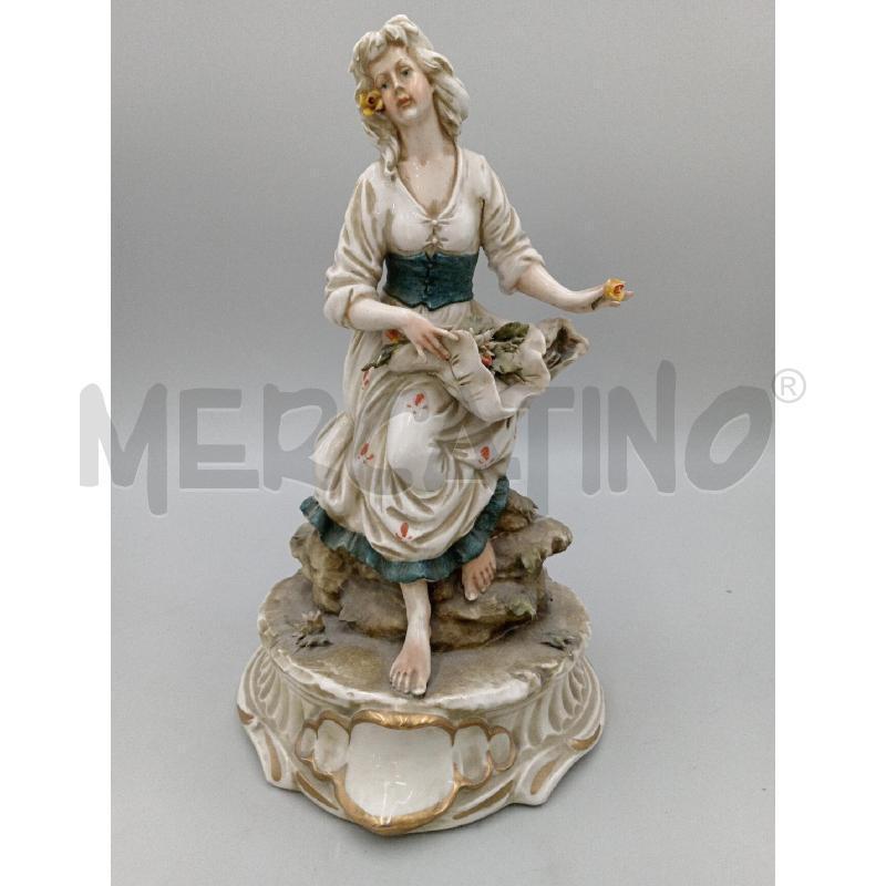 STATUA CERAMICA GINO PEZZATO CM 29 DAMA CON FIORI | Mercatino dell'Usato Moncalieri bengasi 1