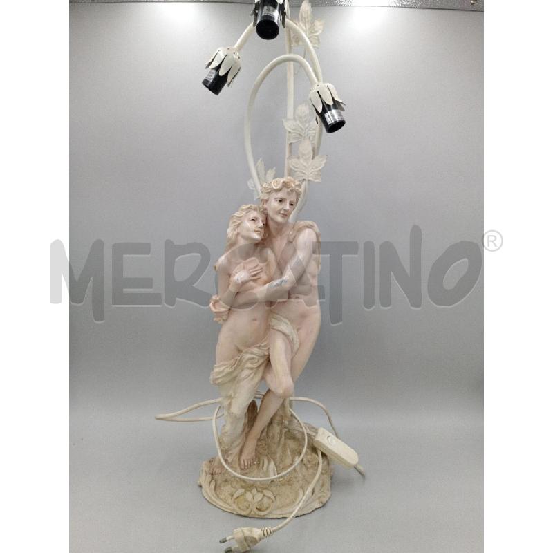 STATUA LAMPADA DA TAVOLO AMANTI | Mercatino dell'Usato Moncalieri bengasi 1