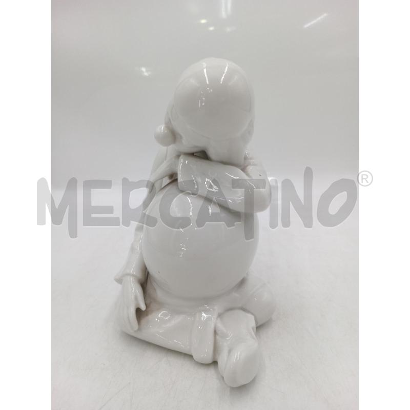 STATUA PORCELLANA BIANCA CLOWN DORMIENTE S/SFERA  | Mercatino dell'Usato Moncalieri bengasi 2