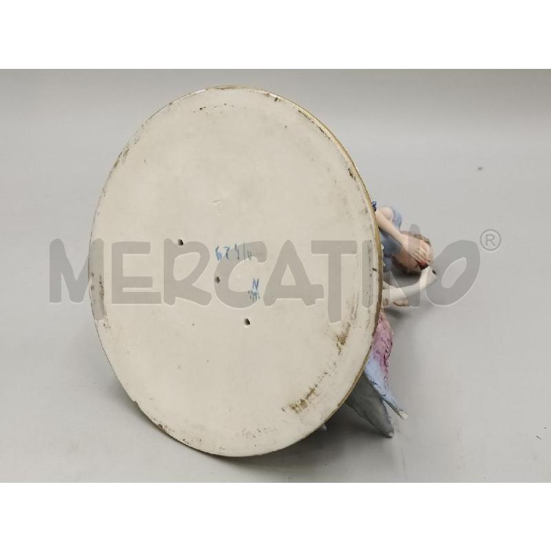STATUA PORCELLANA CAPODIMONTE BAMBINA C/OCA E FIORELLINI  | Mercatino dell'Usato Moncalieri bengasi 5