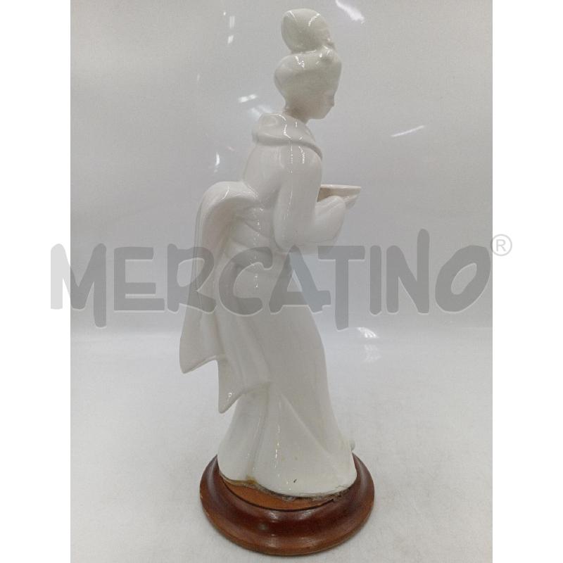 STATUA PORCELLANA GENSHA BIANCA H35 CM | Mercatino dell'Usato Moncalieri bengasi 3