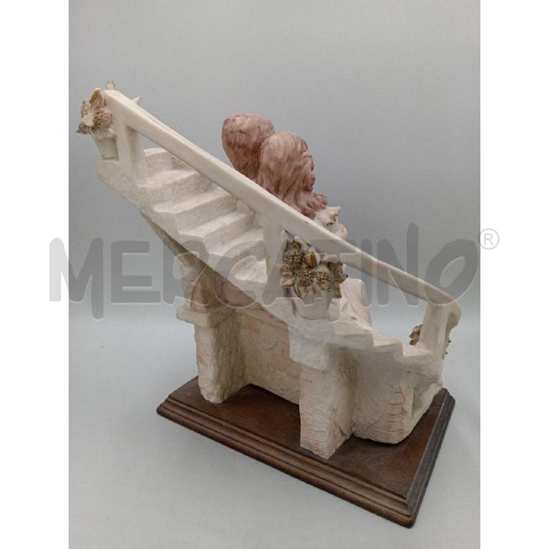 STATUA RESINA BOMBONIERA INNMAORATI DA COMÒ BASETTA LEGNO  | Mercatino dell'Usato Moncalieri bengasi 3
