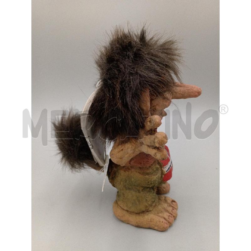 STATUA RESINA NY FORM TROLL C/BANDIERA | Mercatino dell'Usato Moncalieri bengasi 2