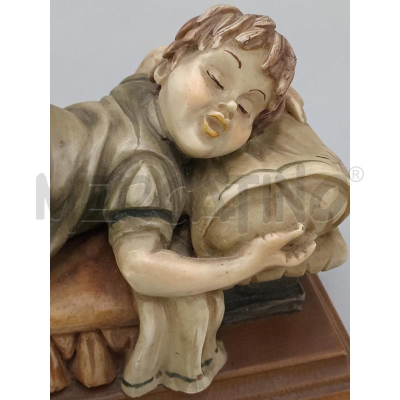 STATUETTA RESINA BAMBINO DORMIENTE C/BASETTA LEGNO  | Mercatino dell'Usato Moncalieri bengasi 3