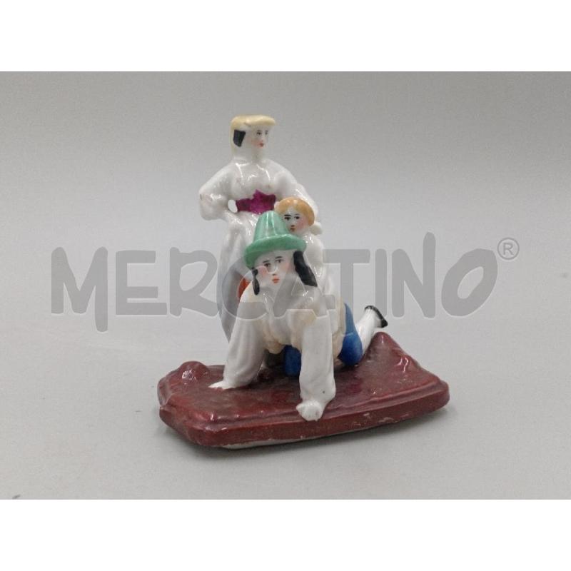 STATUINA VECCHIA COPERCHIO PORCELLANA FAMIGLIA CM 8 | Mercatino dell'Usato Moncalieri bengasi 1
