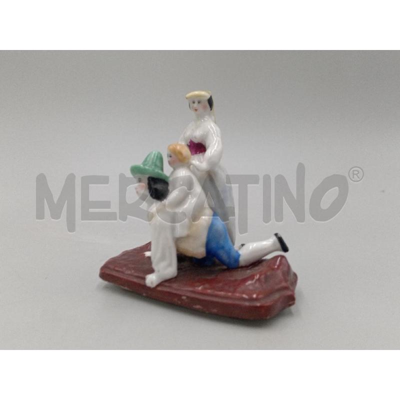 STATUINA VECCHIA COPERCHIO PORCELLANA FAMIGLIA CM 8 | Mercatino dell'Usato Moncalieri bengasi 4