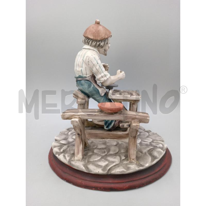 STATUINA  CERAMICA ARTIGIANO VASELLAME CM 25 INCOLLATA | Mercatino dell'Usato Moncalieri bengasi 2