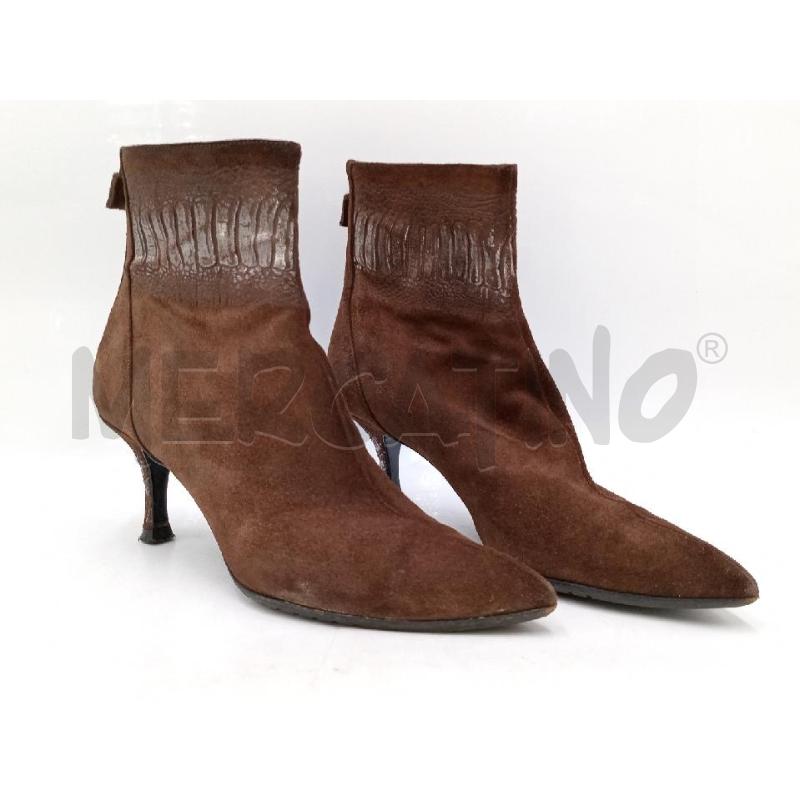 STIVALETTI DONNA EMPORIO ARMANI MARRONI PUNTA | Mercatino dell'Usato Moncalieri bengasi 1