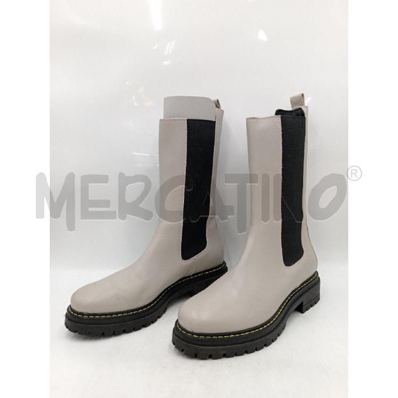 STIVALI DONNA PINKO BIANCHI SOLETTA NERA | Mercatino dell'Usato Moncalieri bengasi 1