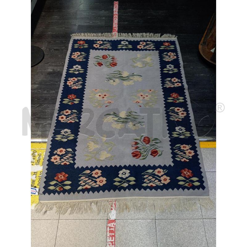 TAPPETO FANTASIA FIORI 180X120 | Mercatino dell'Usato Moncalieri bengasi 1