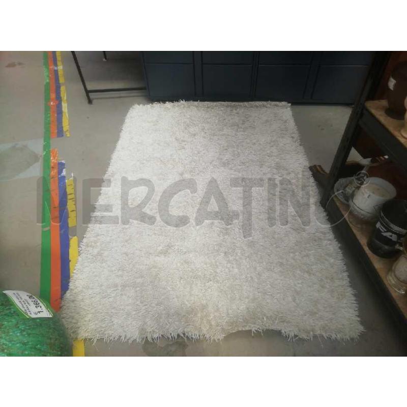 TAPPETO MAISONS DU MONDE PELOSONE BIANCO 140X200 CM  | Mercatino dell'Usato Moncalieri bengasi 1