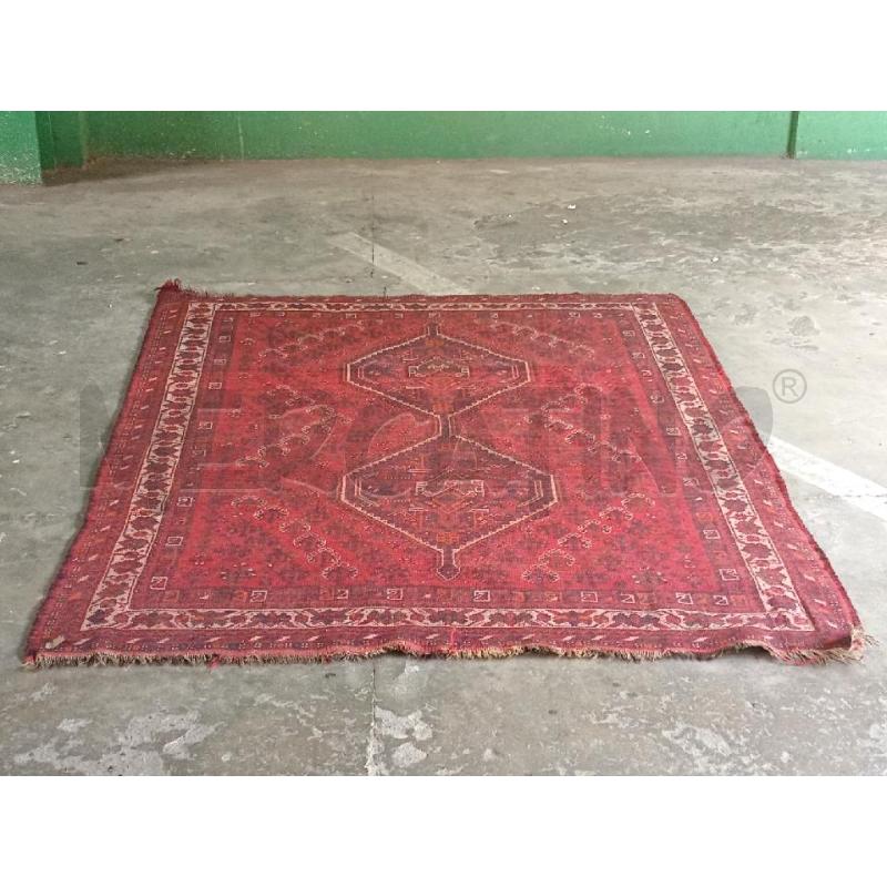TAPPETO STILE CAUCASICO GEOMETRICO ROSSO  | Mercatino dell'Usato Moncalieri bengasi 2