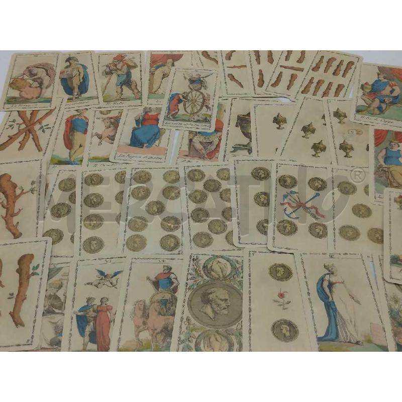 TAROCCHI NEOCLASSICO LO SCARABEO 81 CARTE CON LIBRETTO | Mercatino dell'Usato Moncalieri bengasi 4