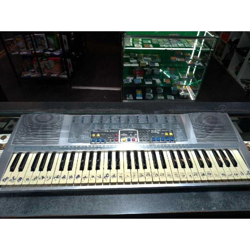 TASTIERA MUSICALE BONTEMPI SYSTEM 5 FUNZIONANTE CON ALIMENTATORE E LEGGIO  | Mercatino dell'Usato Moncalieri bengasi 1