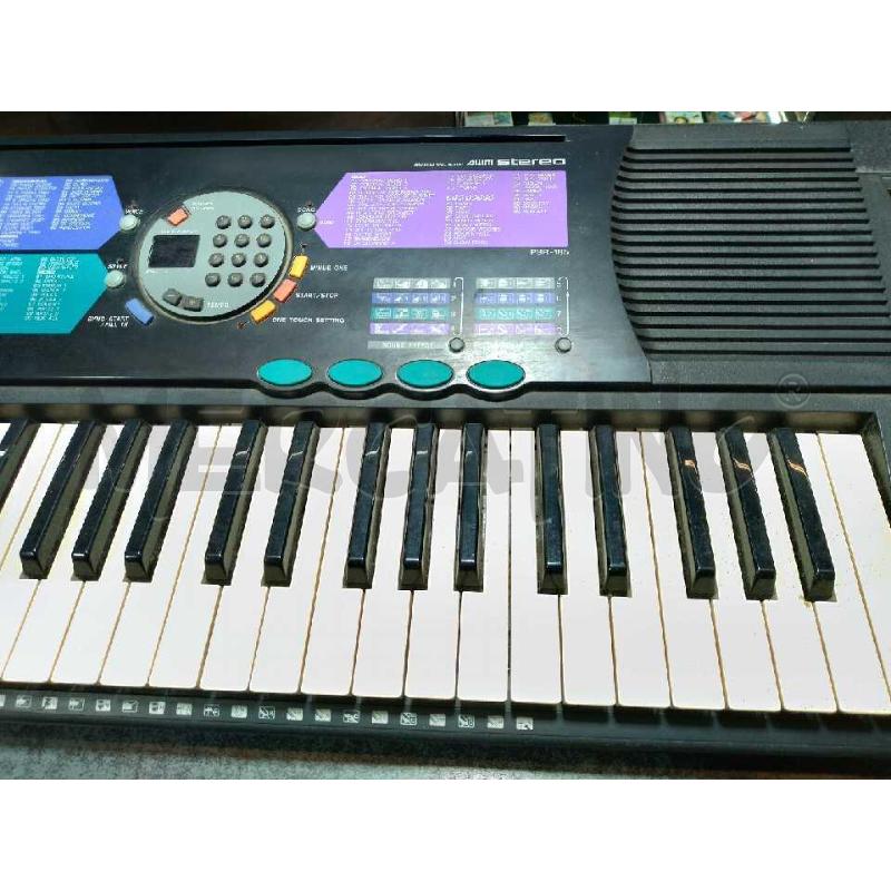 TASTIERA MUSICALE YAMAHA PSR 185 CON ALIMENTATORE FUNZIONNATE  | Mercatino dell'Usato Moncalieri bengasi 3