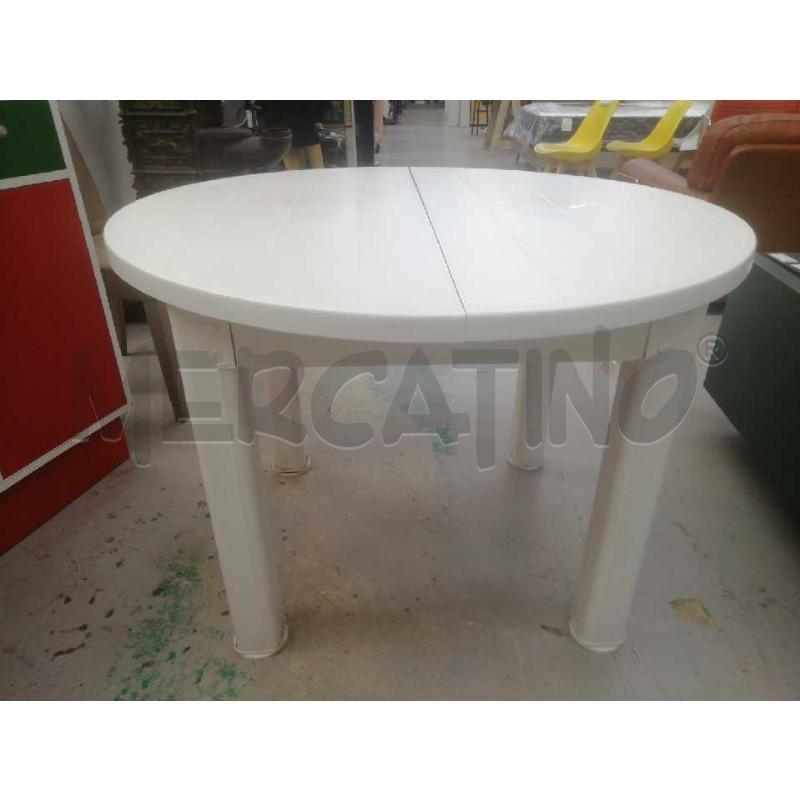 TAVOLINO GIARDINO TONDO PLASTICA BIANCA ALLUNGABILE | Mercatino dell'Usato Moncalieri bengasi 1