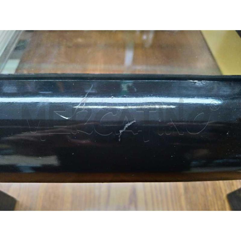 TAVOLINO LACCATO NERO C/RIPIANO IN VETRO  | Mercatino dell'Usato Moncalieri bengasi 5