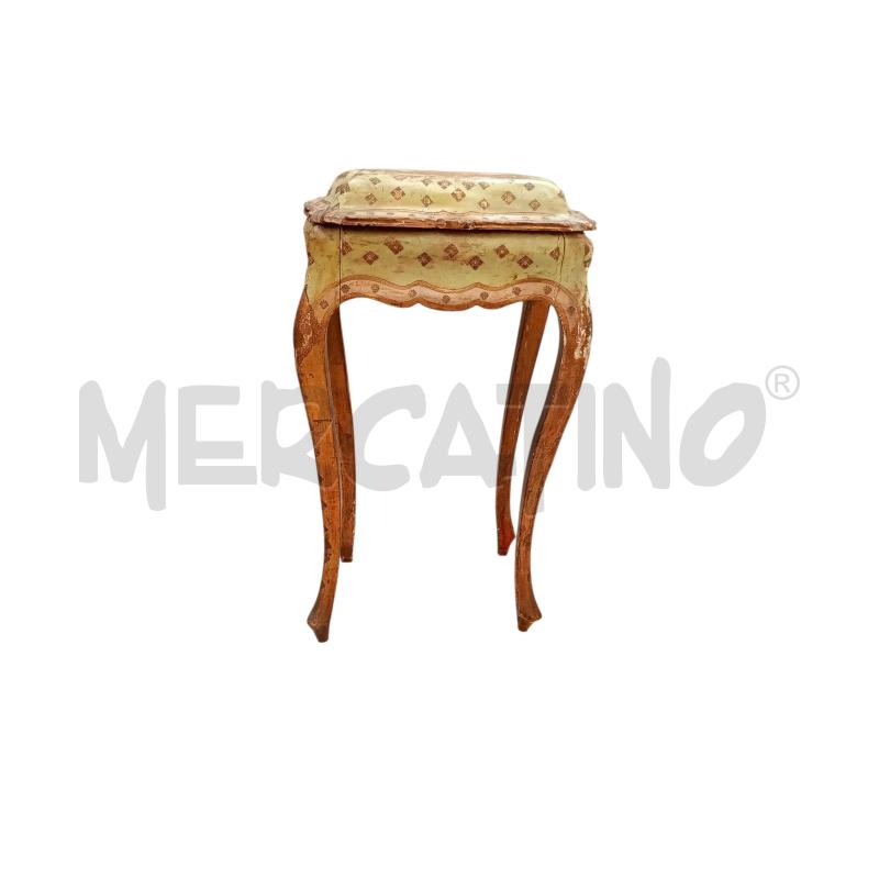 TAVOLINO PORTAGIOIE VINTAGE DORATO DIPINTO | Mercatino dell'Usato Moncalieri bengasi 1