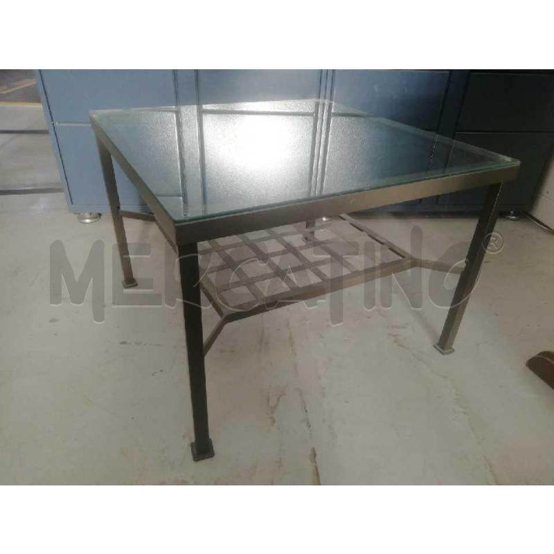 TAVOLINO QUADRATO IKEA C/RIPIANO VETRO | Mercatino dell'Usato Moncalieri bengasi 3