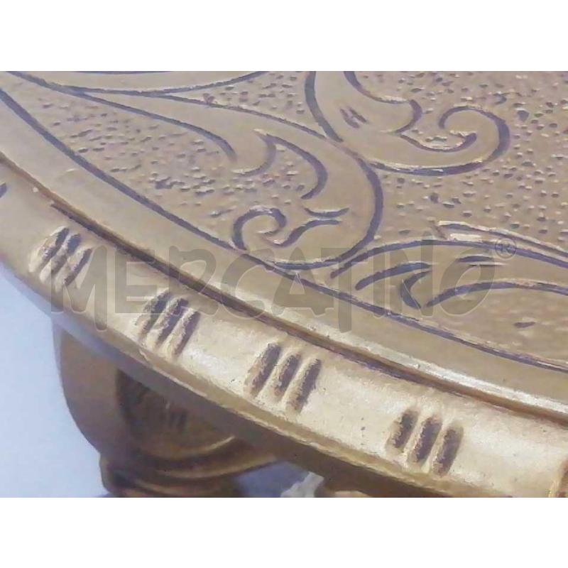 TAVOLINO STILE IN MATERIALE PLASTICO DORATO | Mercatino dell'Usato Moncalieri bengasi 5