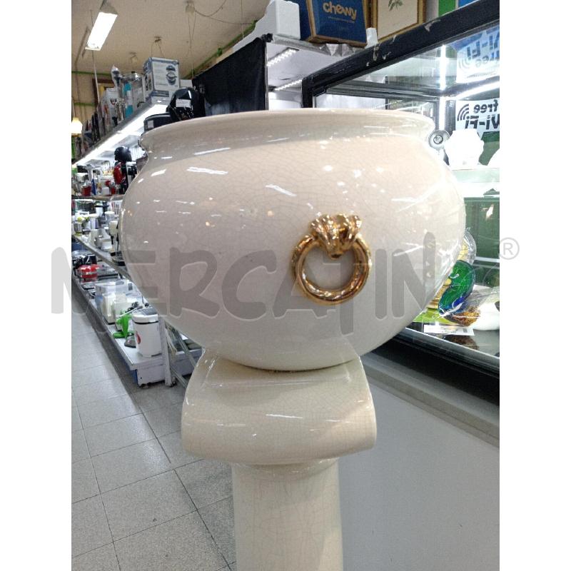 TRESPOLO  CERAMICA CPITELLO CON VASO | Mercatino dell'Usato Moncalieri bengasi 3