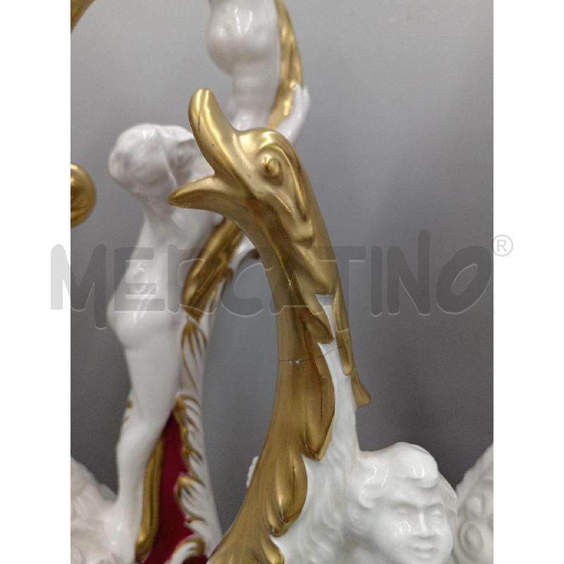 TRITTICO CERAMICA CAPODIMONTE 2 ANFORE E POTCHE ROSSE BIANCHE PUTTI | Mercatino dell'Usato Moncalieri bengasi 3