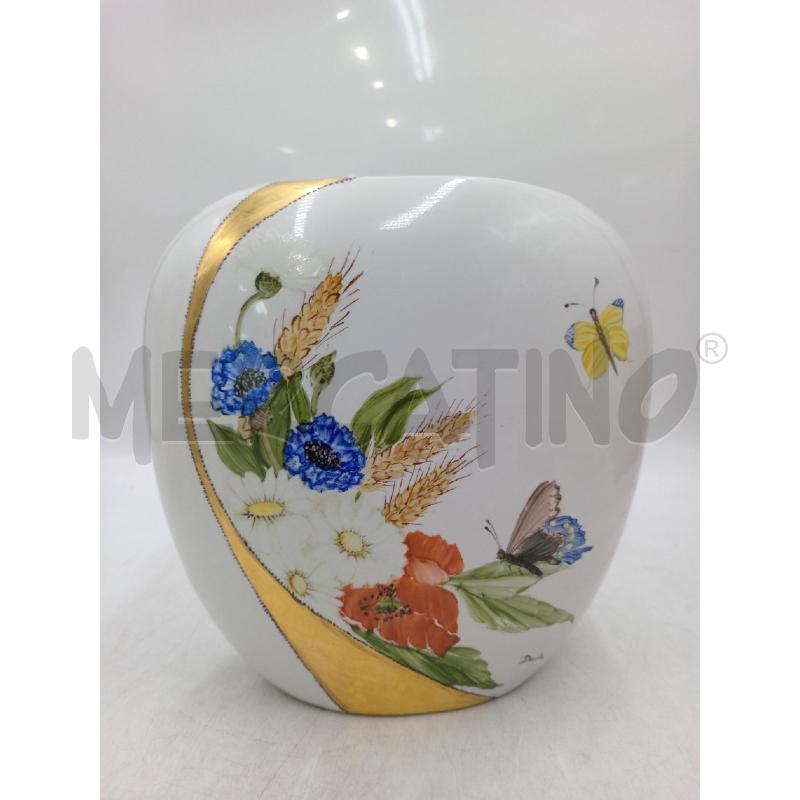 VASO CERAMICA BIANCA C/DECORAZIONE FIORI E FARFALLA  | Mercatino dell'Usato Moncalieri bengasi 1