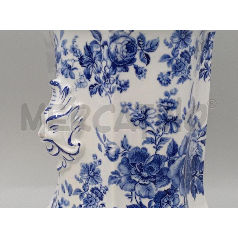 VASO CERAMICA CAPODIMONTE C/TAPPO E DECORO FLOREALE BLU  | Mercatino dell'Usato Moncalieri bengasi 3