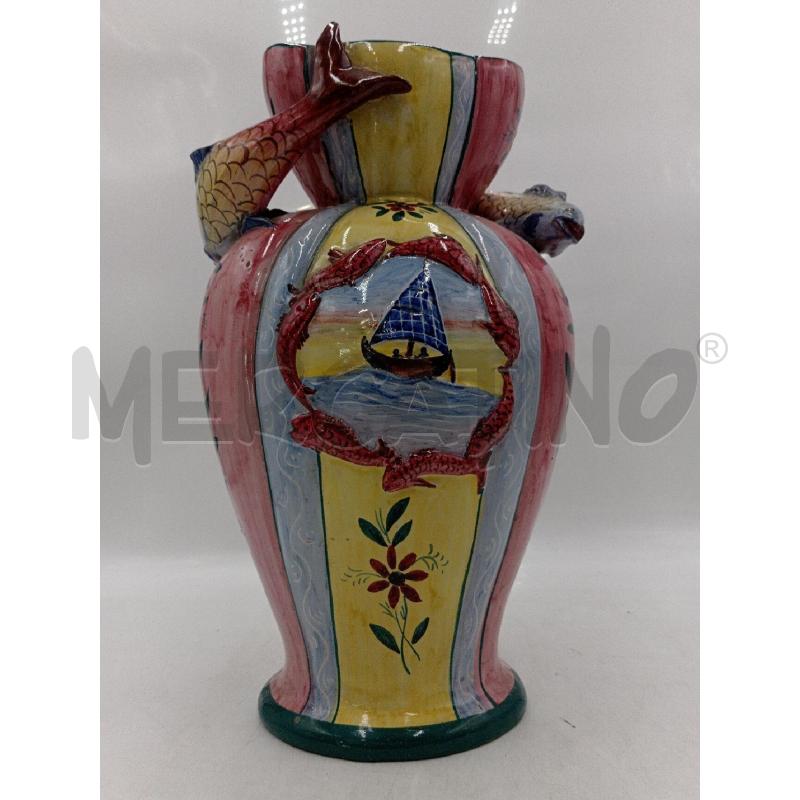 VASO CERAMICA STILE VIETRI C/MANICI PESCI CODA INCOLLATA E DECORO PESCATORE  | Mercatino dell'Usato Moncalieri bengasi 2