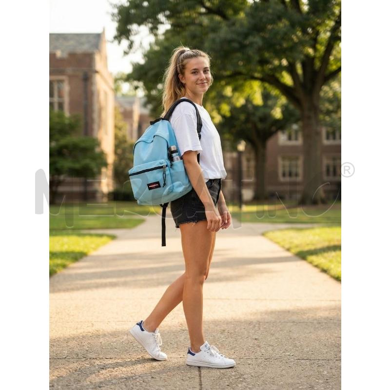 ZAINO EASTPACK AZZURRO | Mercatino dell'Usato Moncalieri bengasi 1