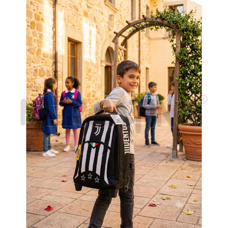ZAINO SCUOLA JUVENTUS USATO | Mercatino dell'Usato Moncalieri bengasi 1
