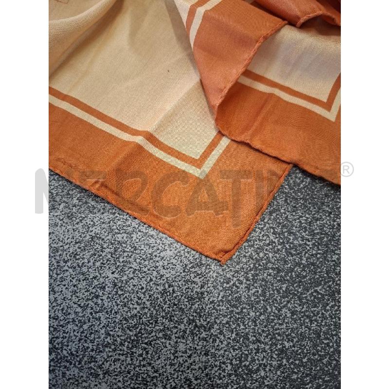 FOULARD FIUME FANT BEIGE DISEGNO 65X65 | Mercatino dell'Usato Frossasco 3