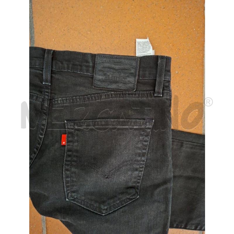 JEANS UOMO NERI LEVI'S | Mercatino dell'Usato Frossasco 4