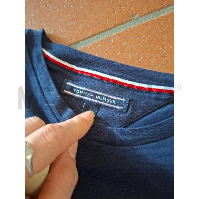 MAGLIETTA DONNA TOMMY HILFIGER BLU SCRITTA TG.S | Mercatino dell'Usato Frossasco 3