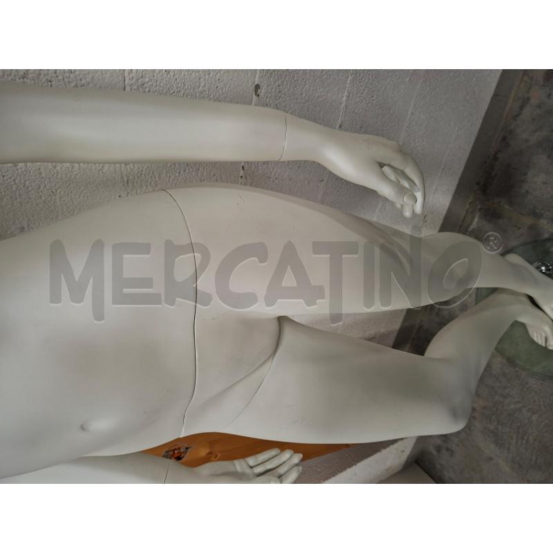 MANICHINO DONNA H190 BCO C/BASE VETRO | Mercatino dell'Usato Frossasco 4