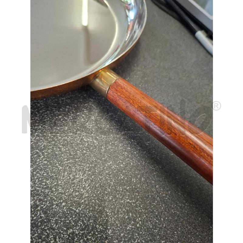 PADELLA D29 RAME MAN LEGNO | Mercatino dell'Usato Frossasco 2