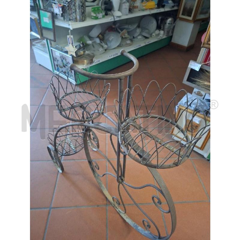 PORTA VASI 3P F/TRICICLO MET MARR | Mercatino dell'Usato Frossasco 3